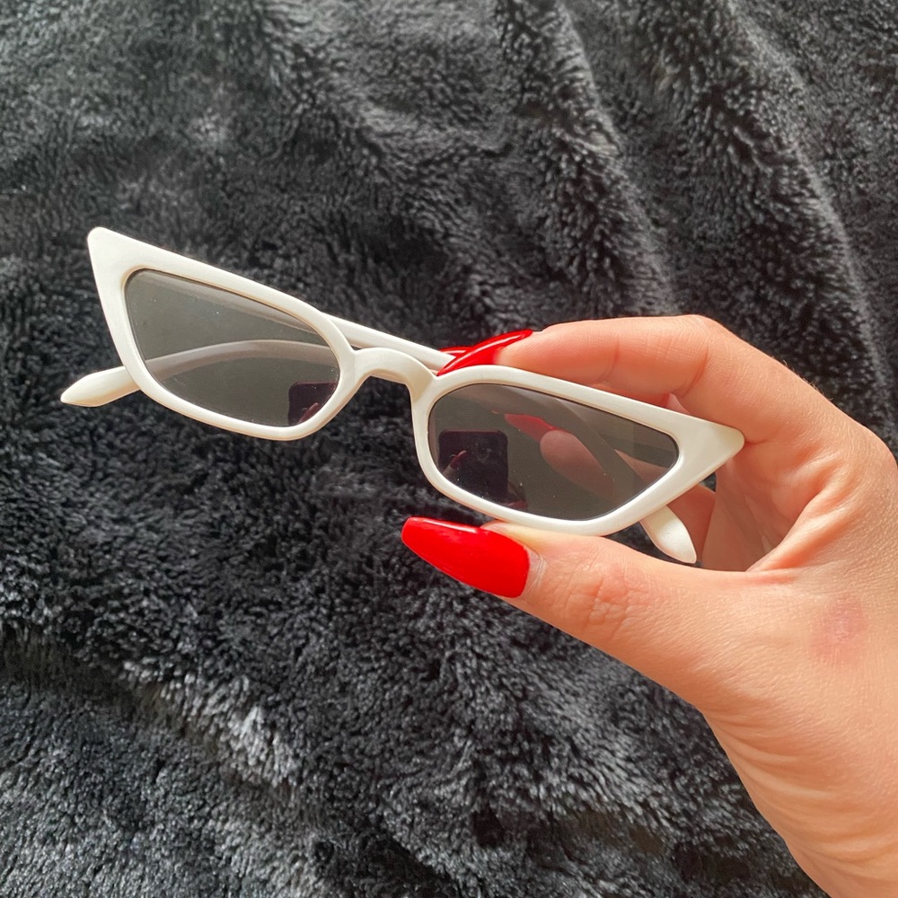 White Cat Eye Skinny Sunglasses - Picture 1 of 1